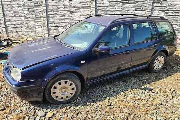 Volkswagen Golf 3 din 2003 pentru piese