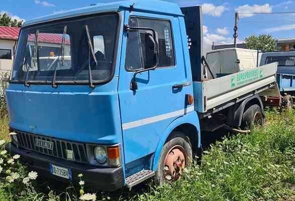 Camion Fiat OM 5 tone